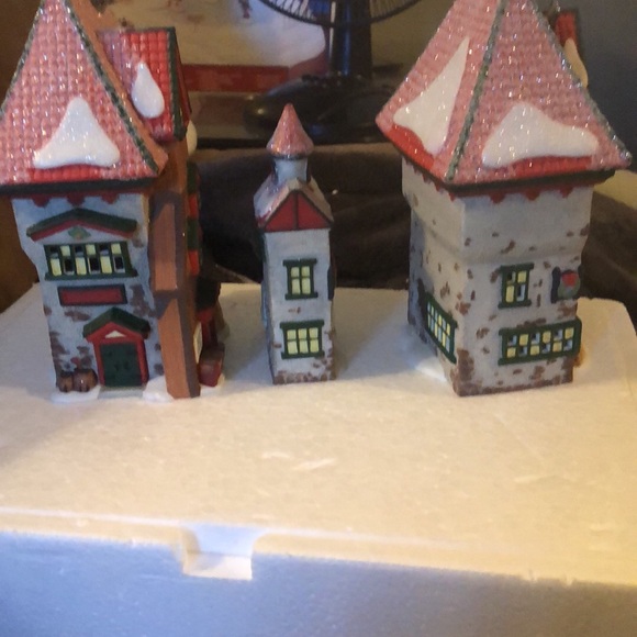 North Pole series - Picture 4 of 4